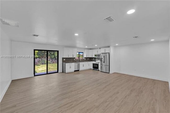 Building Photo - 1804 SW 99th Terrace