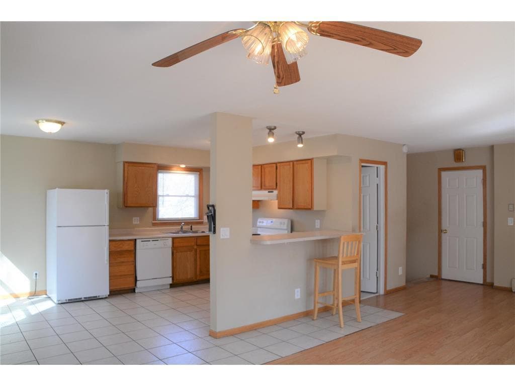 5001 Shoreline Dr, Mound, MN 55364 House Rental in Mound, MN