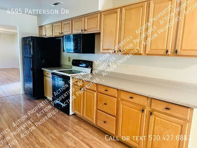 Foto del edificio - 4595 Patterson Dr