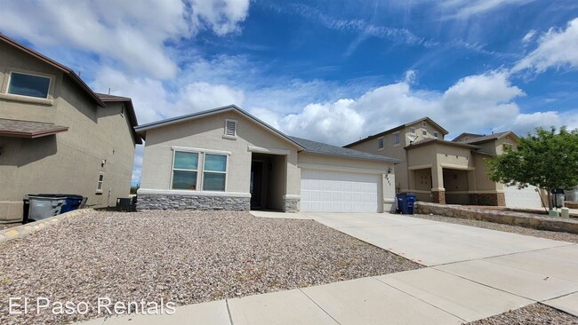 Building Photo - 3 br, 2 bath House - 7453 Eagle Vista