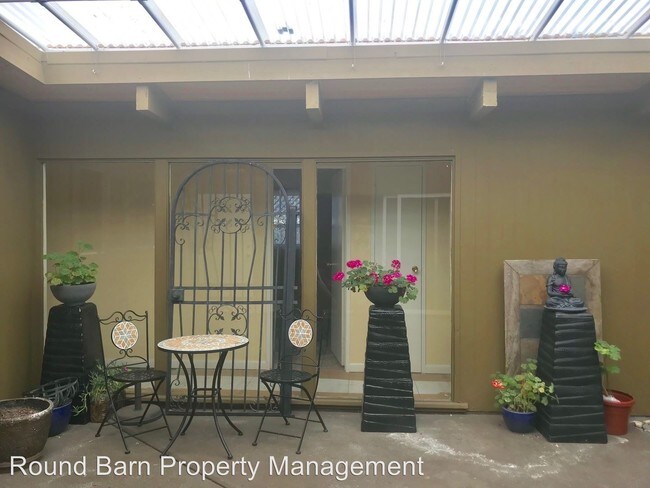 Foto del edificio - 4 br, 2 bath House - 330 Bonnie Avenue