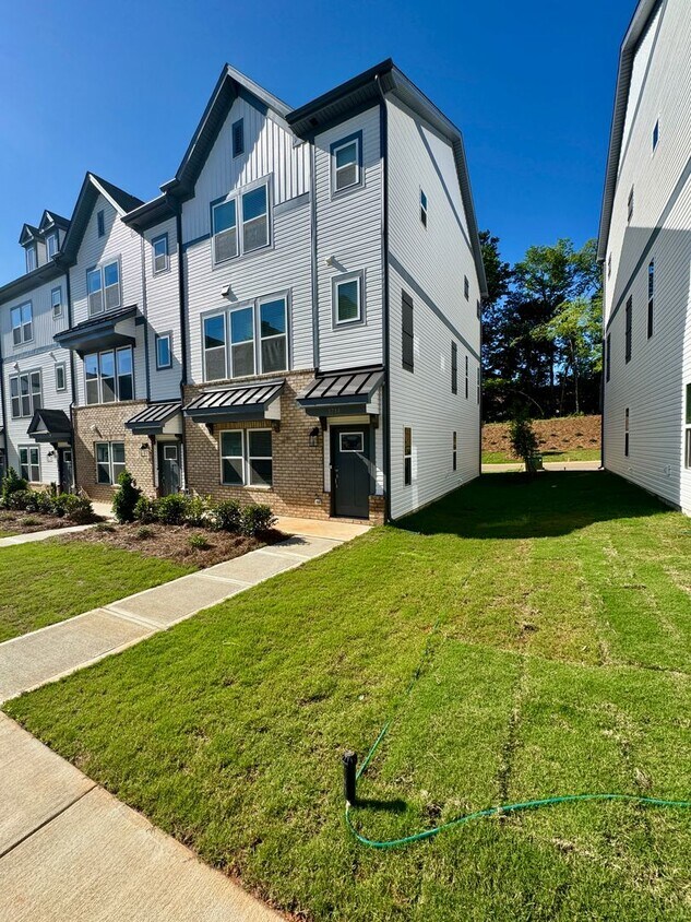 Primary Photo - Beautiful, New Construction, 3-Story, 4BR/...