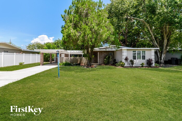 Primary Photo - 4108 15th Ave W