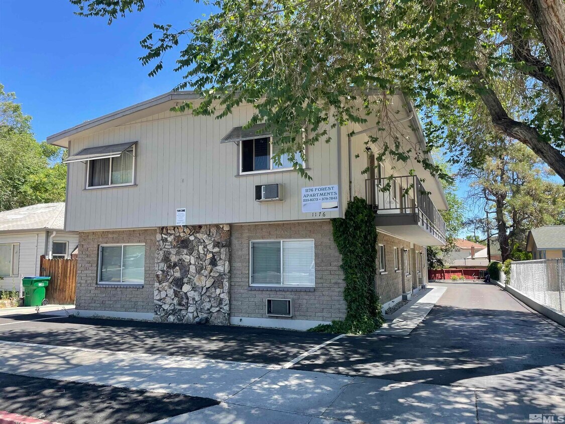 1176 Forest St, Reno, NV 89509 Condo for Rent in Reno, NV