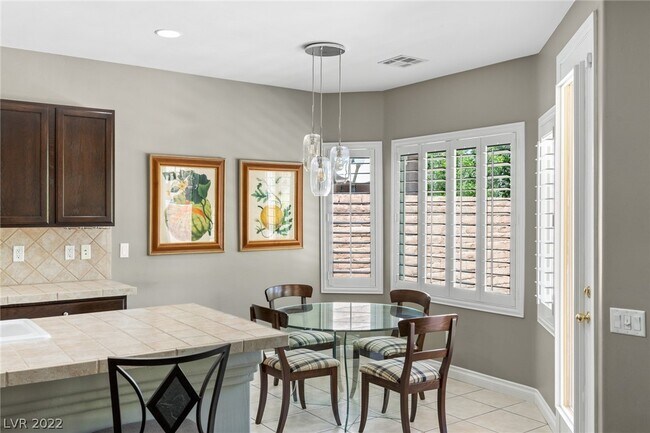 Foto del edificio - 3552 Ridge Meadow St