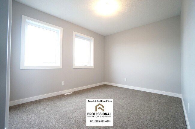 Building Photo - 6308 61 Av