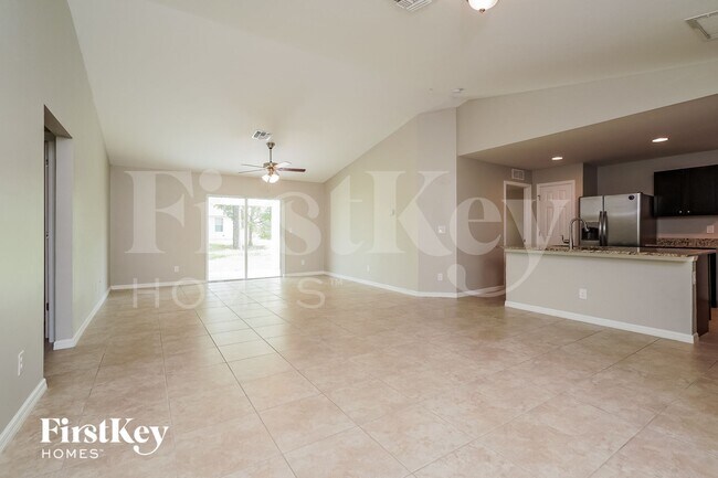 Building Photo - 2101 NW 10th Terrace