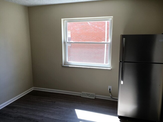 Foto del edificio - 3201-3205 Norwood St