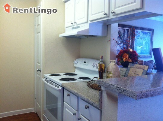 Foto principal - 12055 Sabo Rd