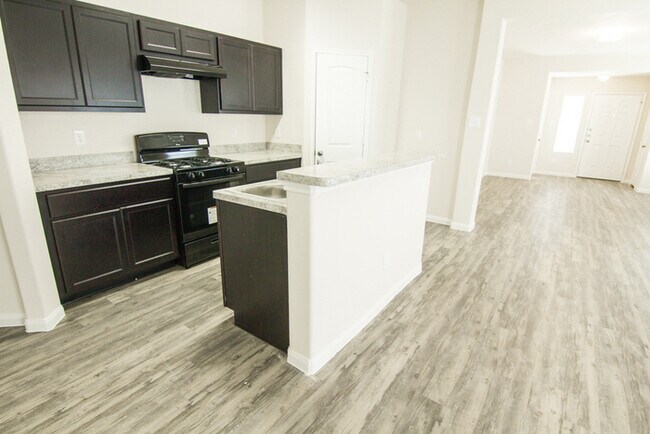 Foto del edificio - 949 Harvest Salt Ln