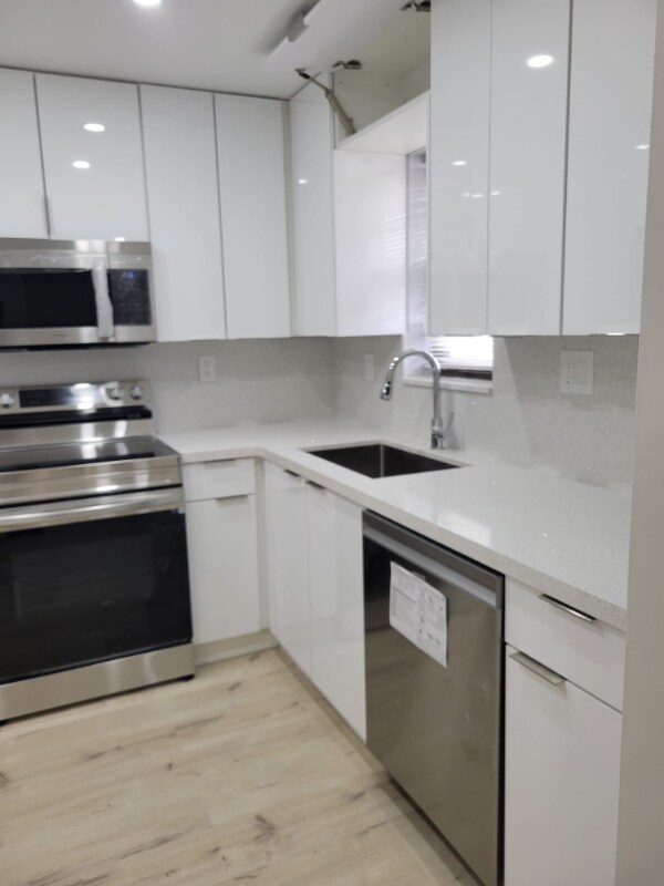 Foto del edificio - 9370 SW 8th St