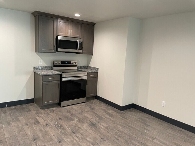 Foto del edificio - 594 E Spruce Glen Rd