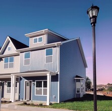 Building Photo - 315 Front Rdg Cir