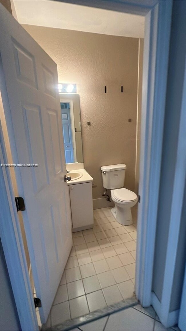 Foto del edificio - 2551 SE 16th Terrace