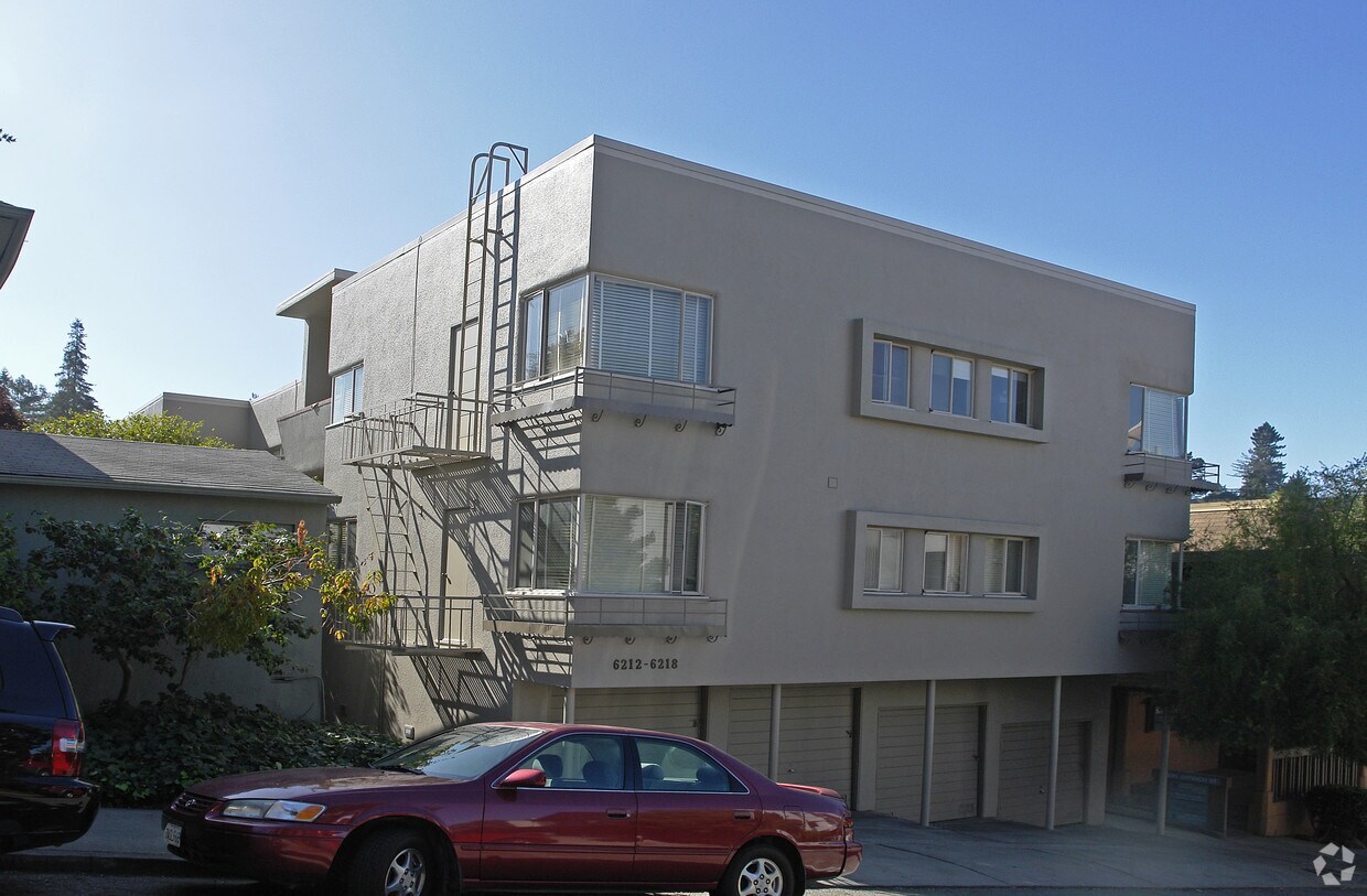 Foto del edificio - 6218 Antioch St