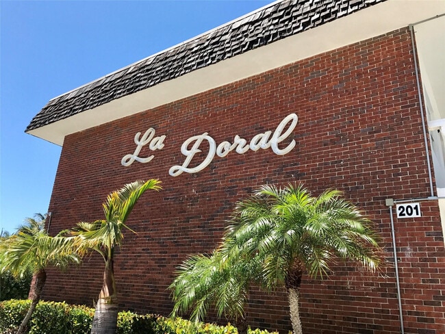 Building Photo - 201 Inlet Way