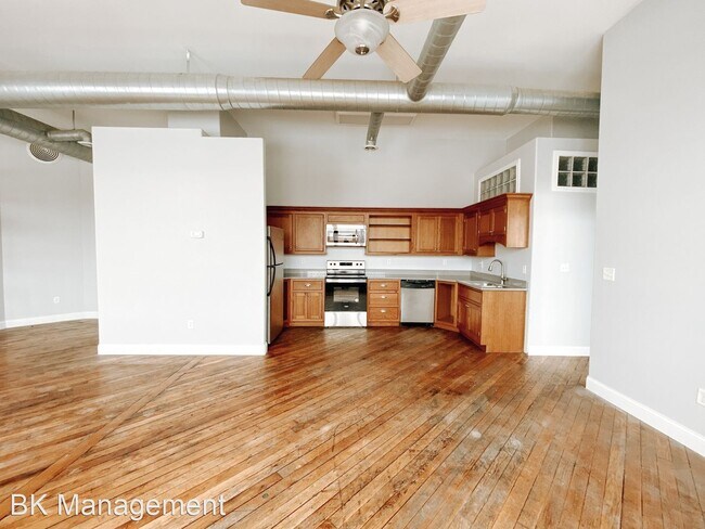 Building Photo - 2 br, 1 bath House - 423 N 3rd Street Unit B