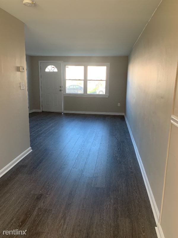 Foto del edificio - 2062 Larkhall Rd