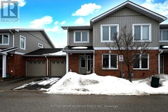 Building Photo - 90 Sovereigns Gate