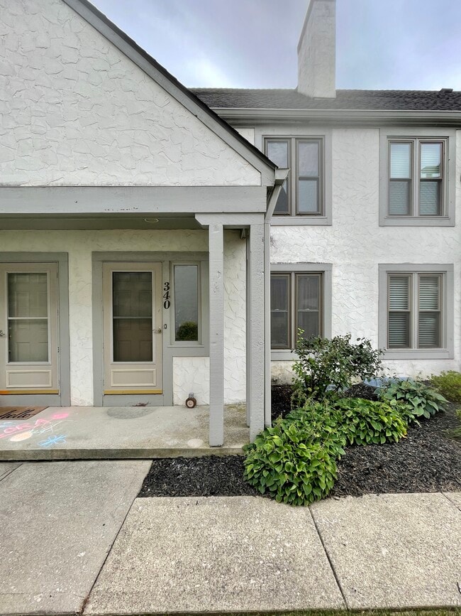 Building Photo - 340 Saint Andrews Dr