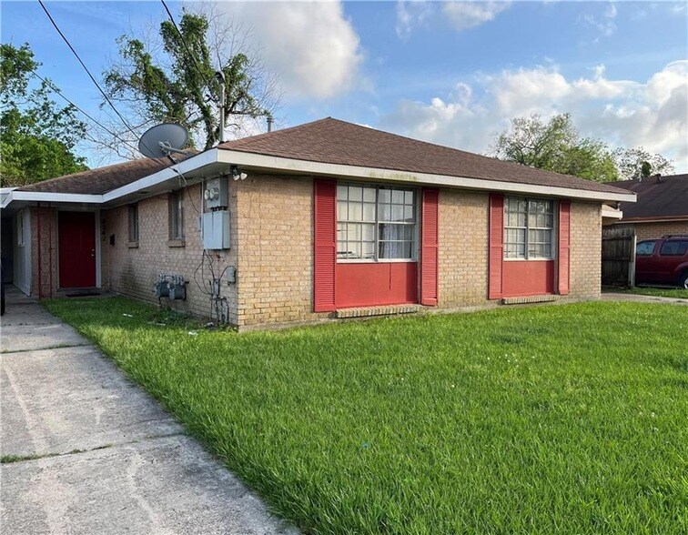 Primary Photo - 8542 Dinkins St