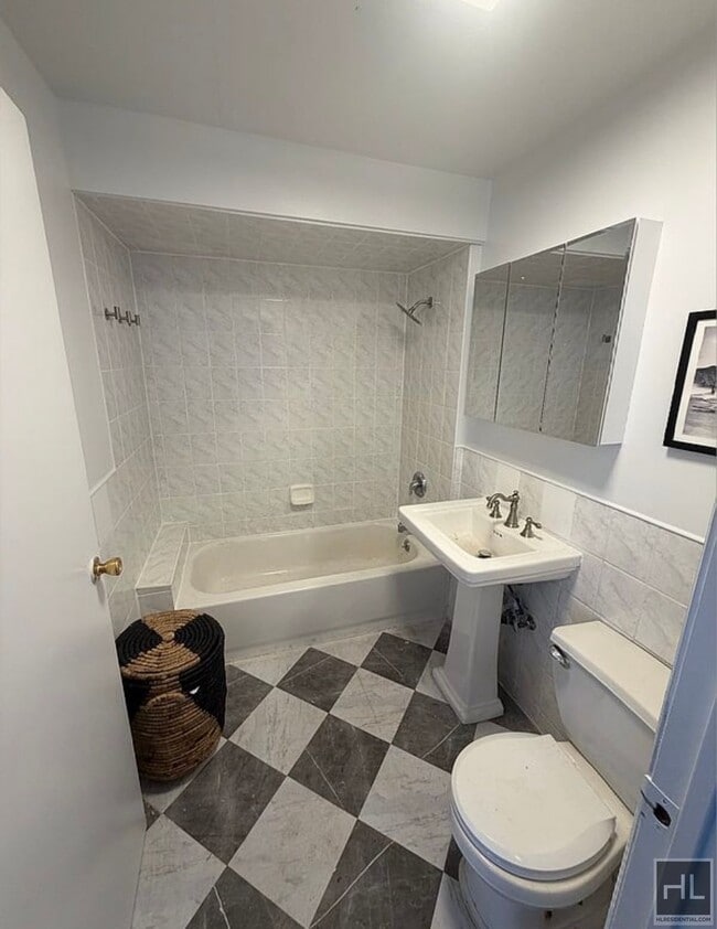 Foto del edificio - LINCOLN AVENUE