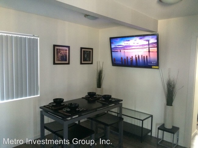 Foto del edificio - 1374 Highland Blvd
