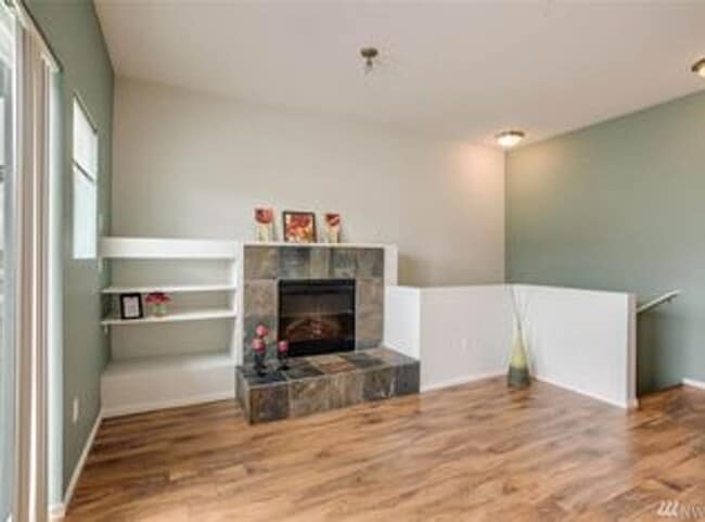 Building Photo - 4050 S 212th Ct