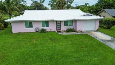 Building Photo - 1323 Torreya Cir Building Photo - 1323 Torreya Cir