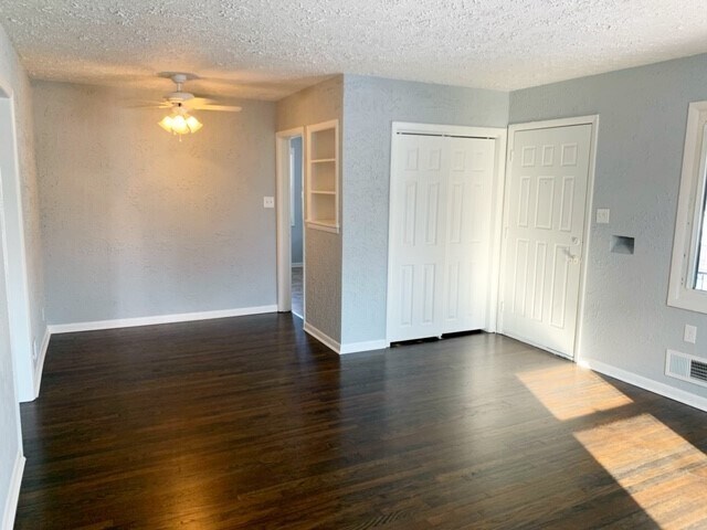 Foto del edificio - 3322 N Bancroft St