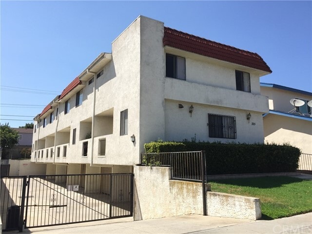 Primary Photo - 225 N Marguerita Ave