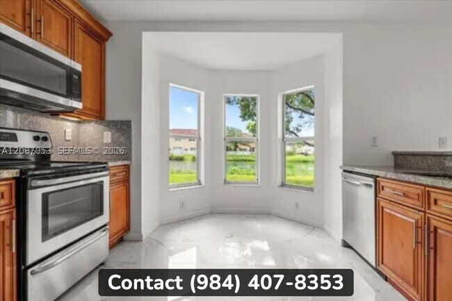 Foto del edificio - 1755 NE 35th Ave