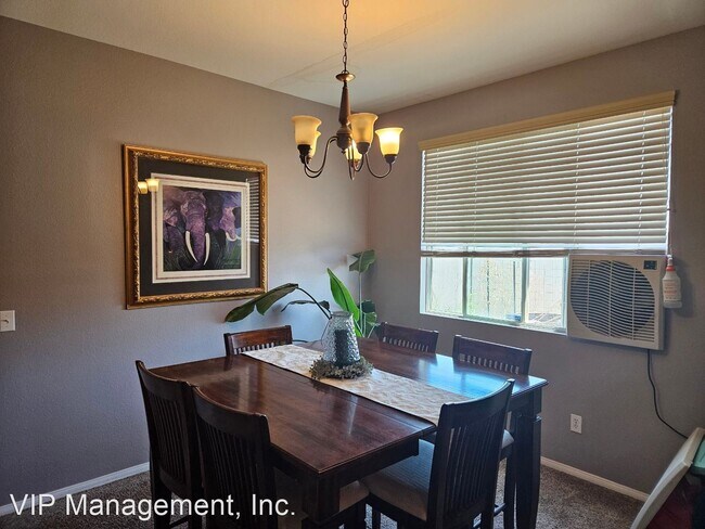 Building Photo - 4 br, 3 bath House - 13914 Pokeberry Ct