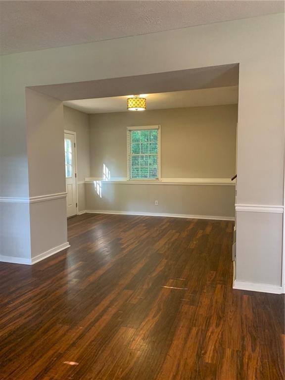 Building Photo - 2718 Majestic Cir