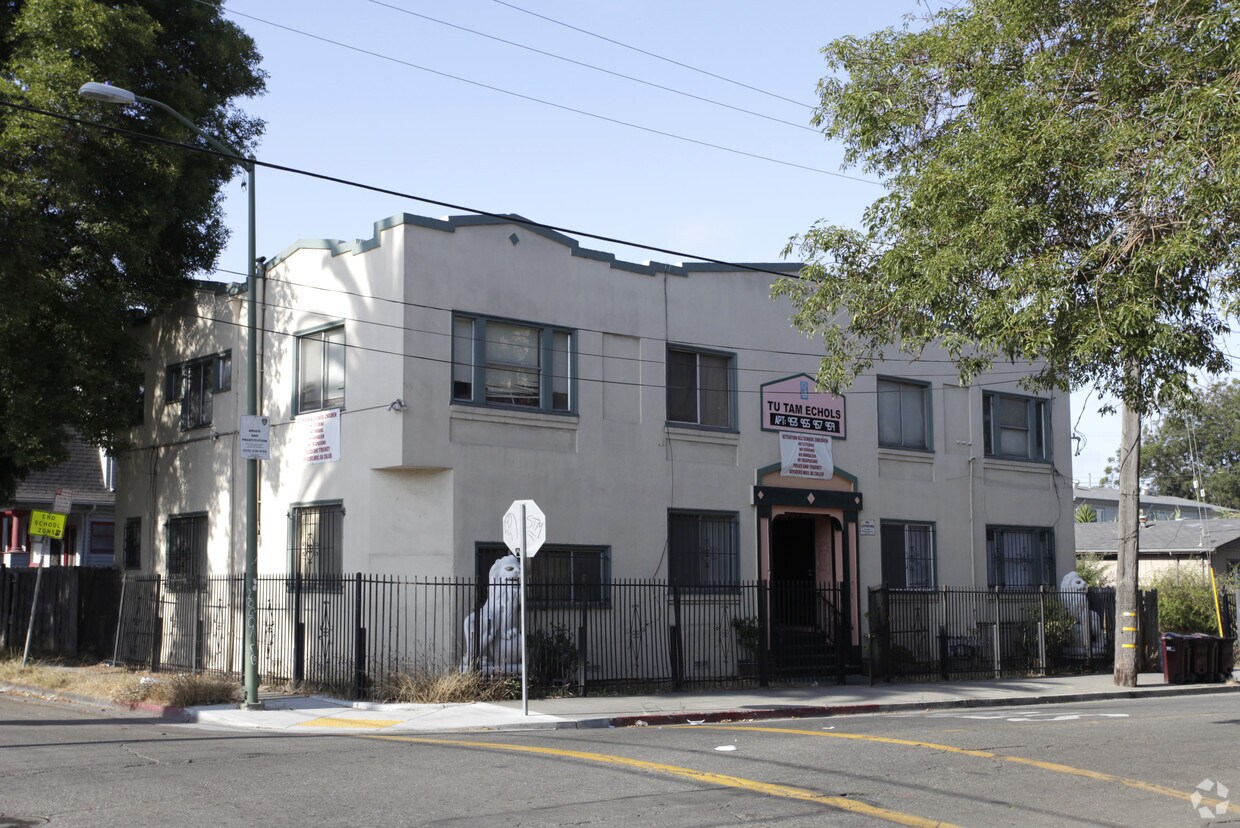 Primary Photo - 955-959 26th St