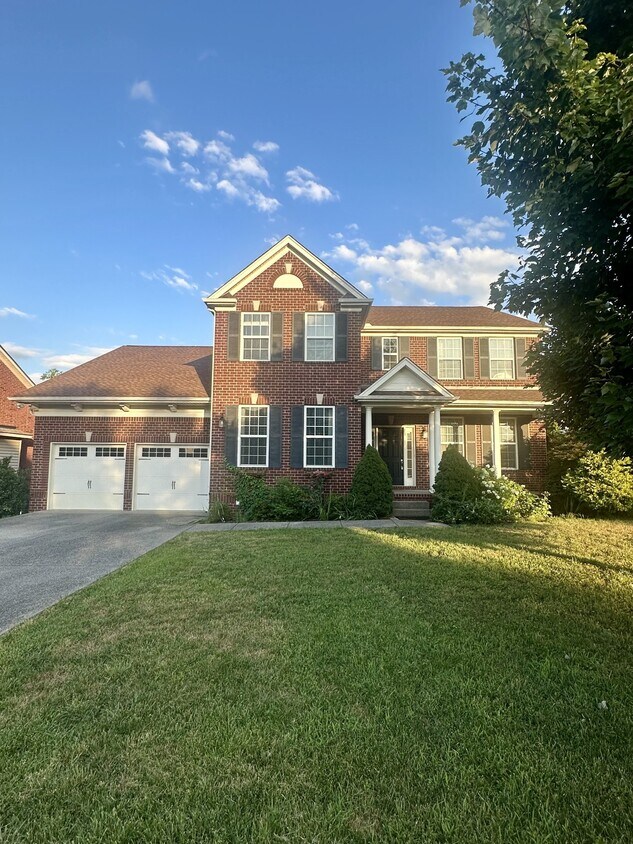 Primary Photo - 402 Valley Spring Dr