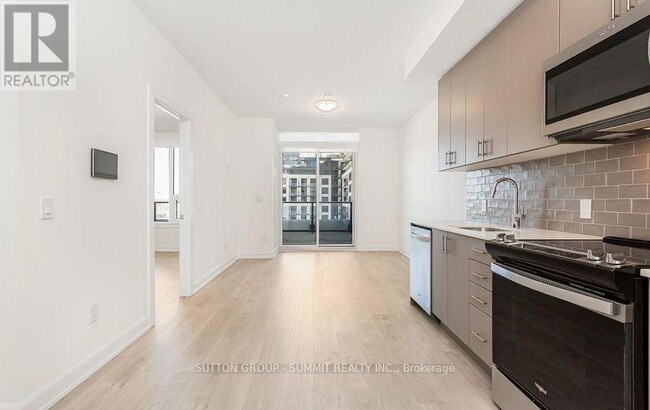 Building Photo - 3220 William Coltson Ave