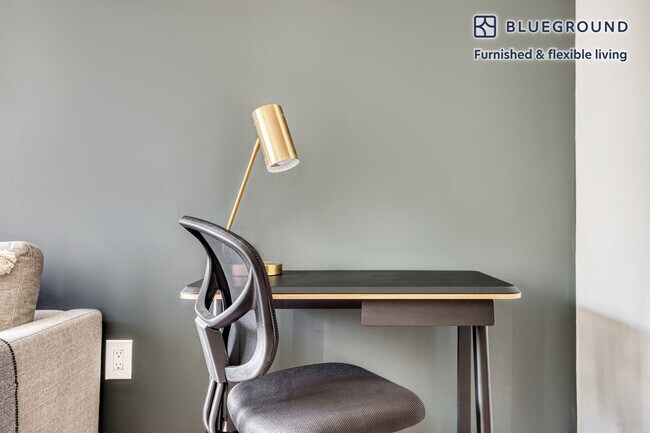 Foto del edificio - 28 K St SE