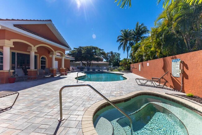Building Photo - 15989 Mandolin Bay Dr