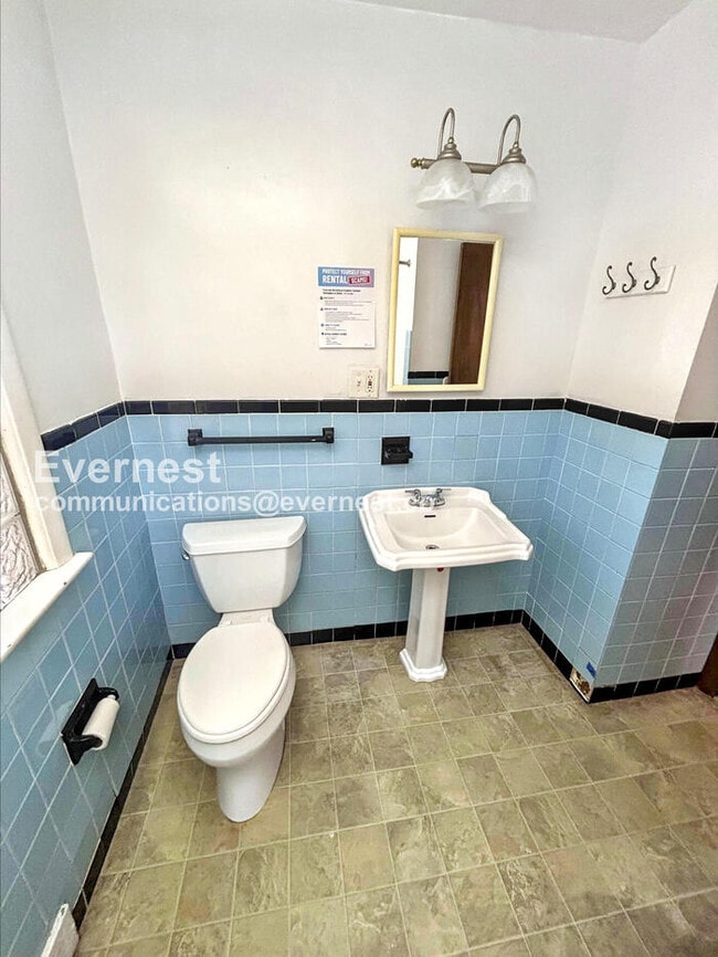 Foto del edificio - 30034 Oakdale Rd