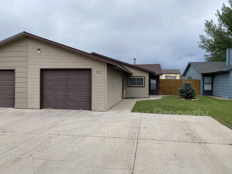 Primary Photo - 281 N Colorado Ave