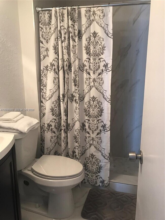 Foto del edificio - 1301 NE Miami Gardens Dr