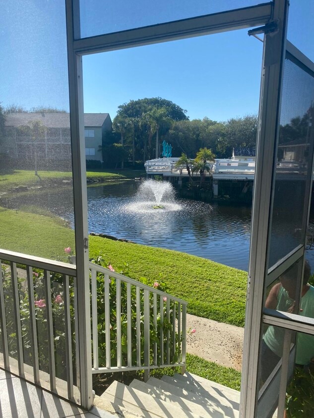 Primary Photo - 1550 NE Ocean Blvd