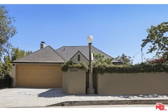 Building Photo - 2244 Talmadge St