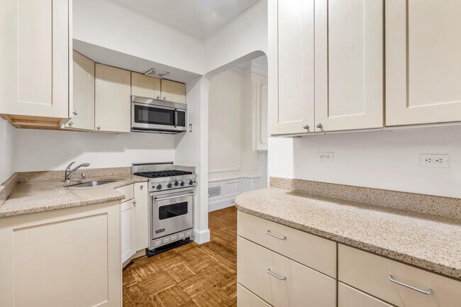 Foto del edificio - 46 W 86th St