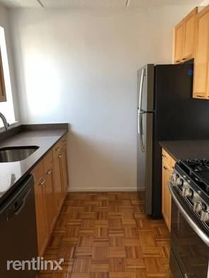 Foto del edificio - 335 E 64th St
