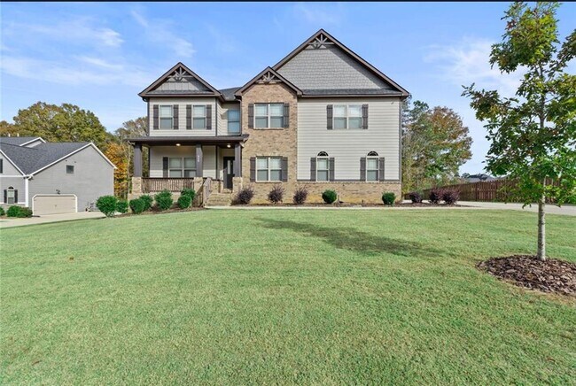 Foto del edificio - 525 Twelve Oaks Dr