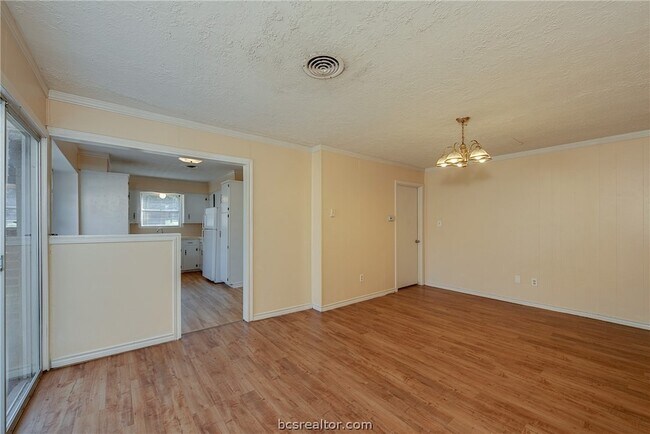 Foto del edificio - 2317 Carter Creek Pkwy