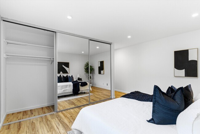 Foto del edificio - 3609 E 2nd St