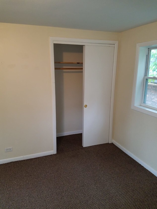 Foto principal - 13940 S State St